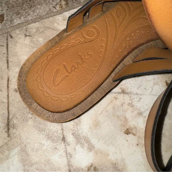 Women’s Clarks Multi Color Thong Style Slingback Sandals Shoes Size8 Style 64428 - Picture 11 of 13